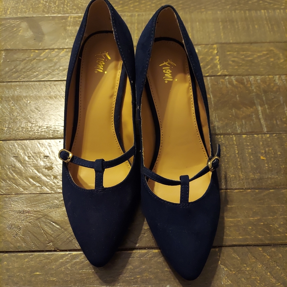 FIONI Navy Suede Lucy Buckle Heels 7.5